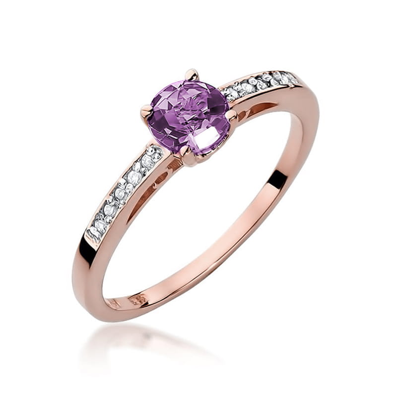 Gold Ring With Amethyst And Diamonds