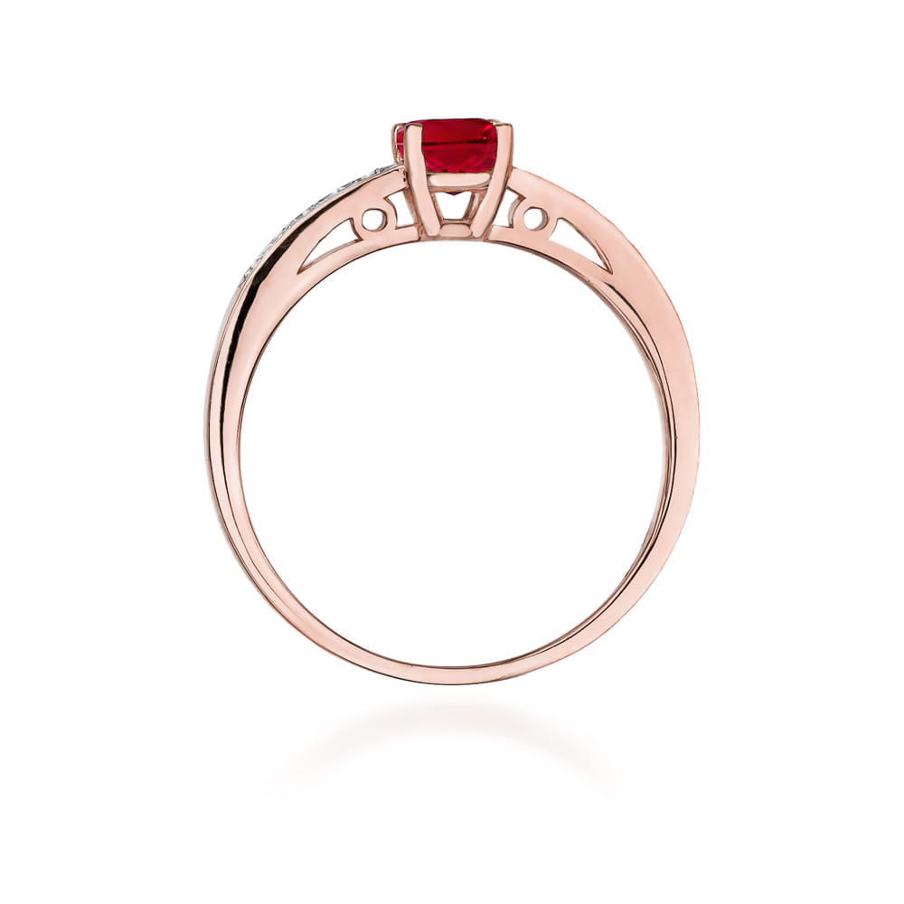 Auksinis Žiedas Su Rubinu Ir Deimantais