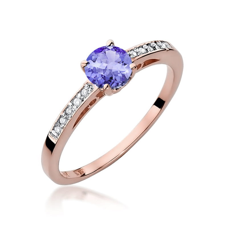 Gold Ring With Tanzanite And Diamonds