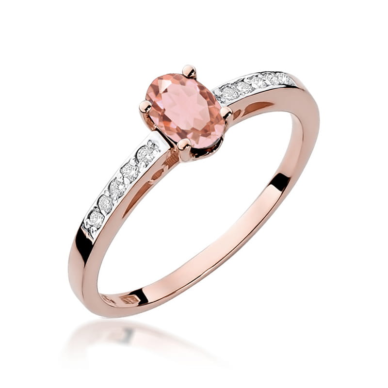 Gold Ring With Morganite And Diamonds