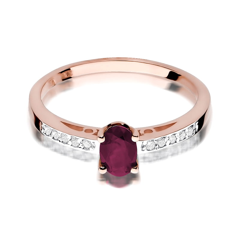 Gold Ring With Ruby And Diamonds
