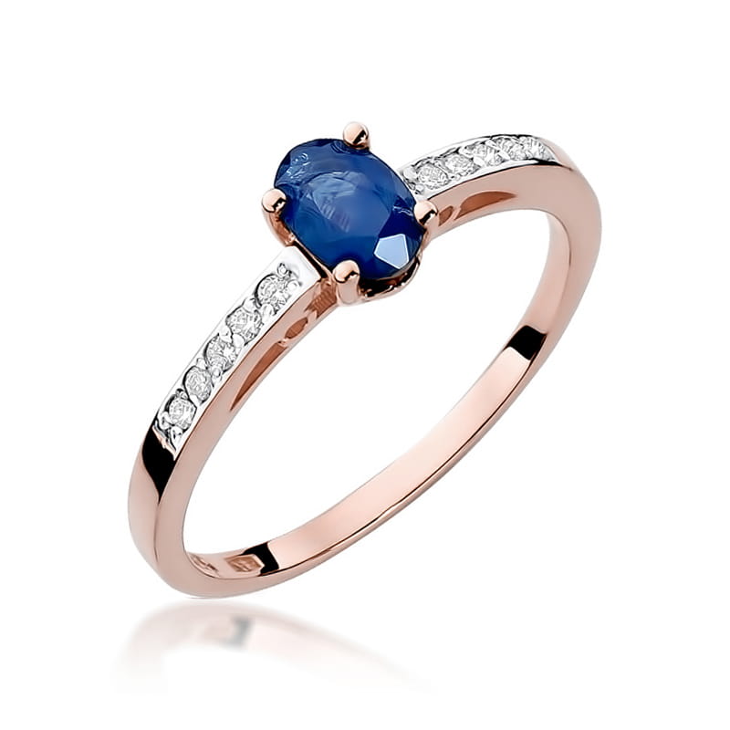 Gold Ring With Sapphire And Diamonds