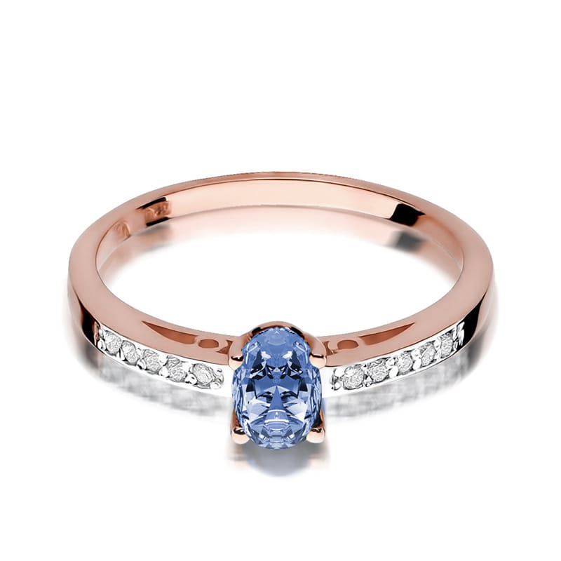 Gold Ring With Tanzanite And Diamonds