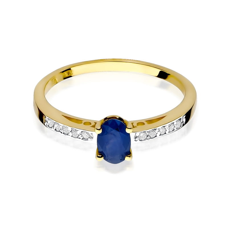 Gold Ring With Sapphire And Diamonds