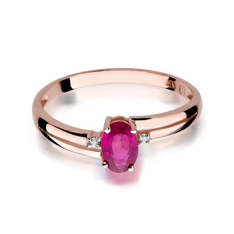 Gold Ring With Ruby And Diamonds