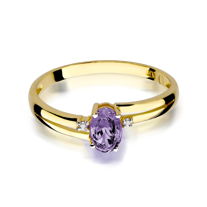 Gold Ring With Tanzanite And Diamonds