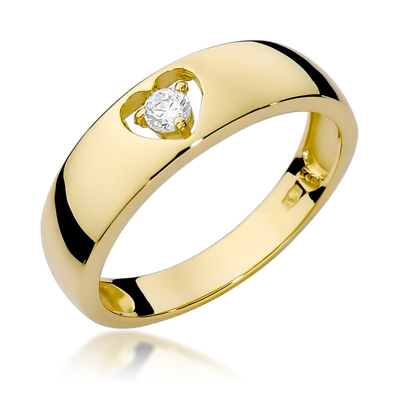 Gold Ring With Diamond