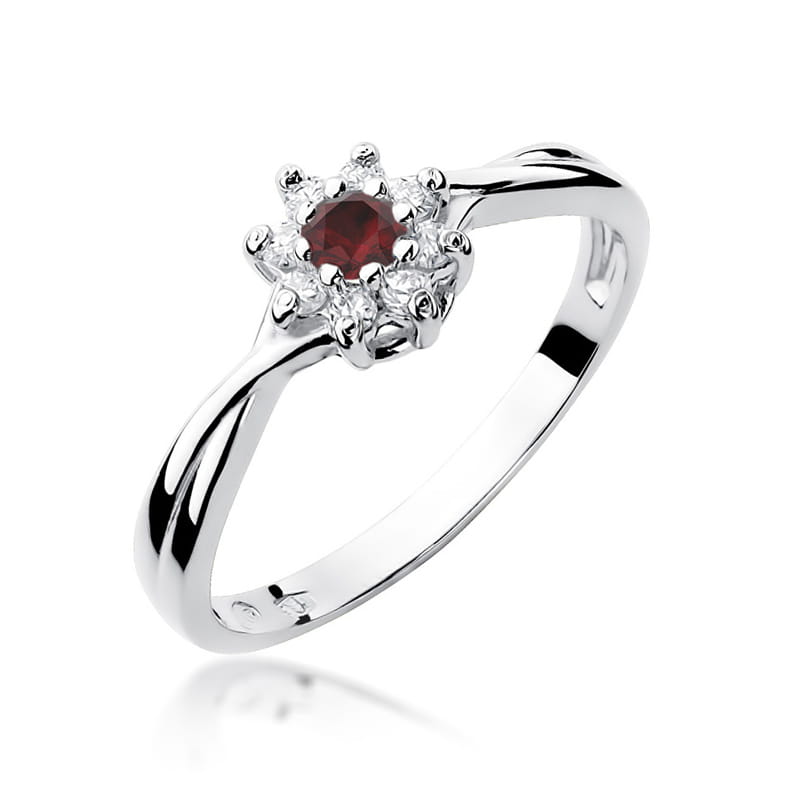 Auksinis Žiedas Su Rubinu Ir Deimantais