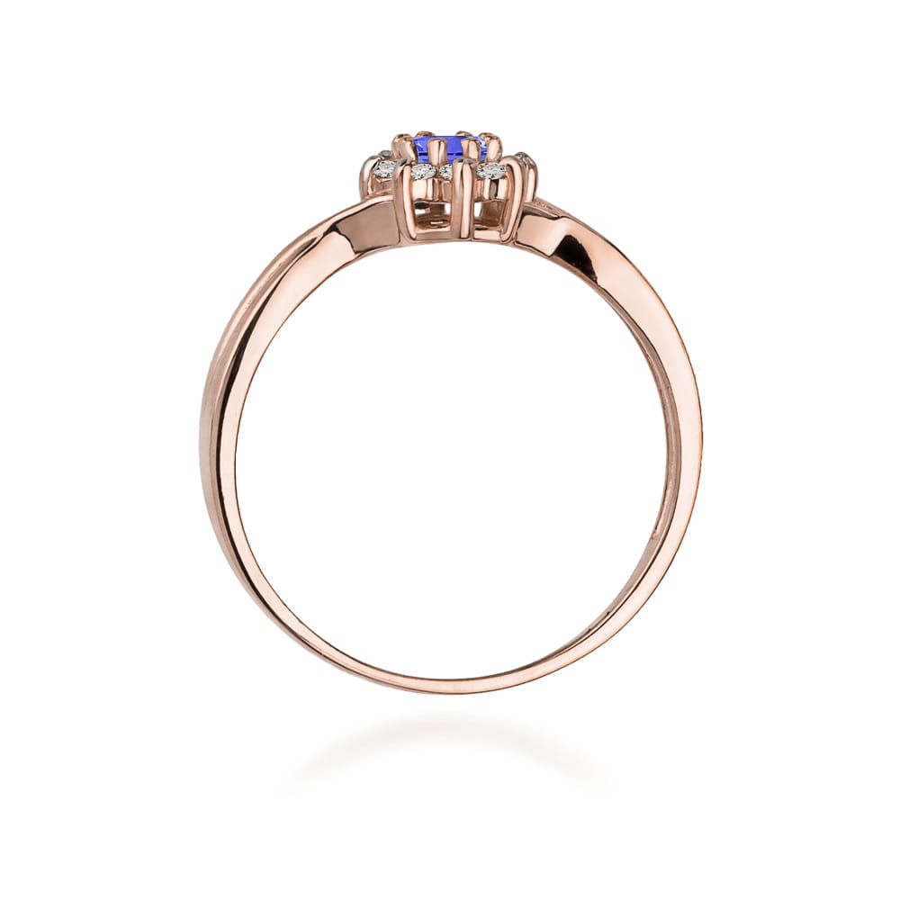 Gold Ring With Tanzanite And Diamonds