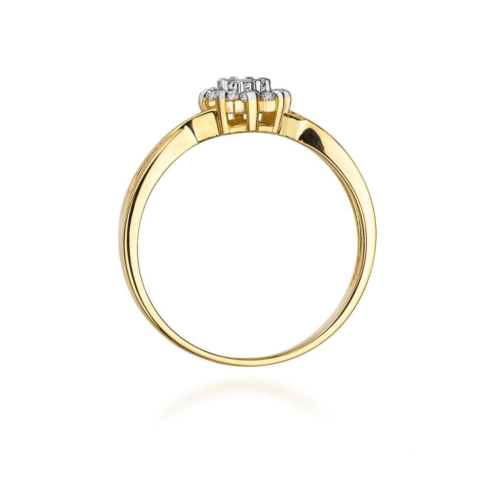 Gold Ring With Diamonds