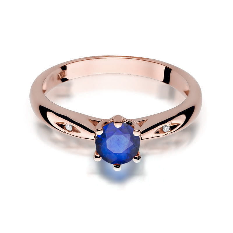 Gold Ring With Sapphire And Diamonds