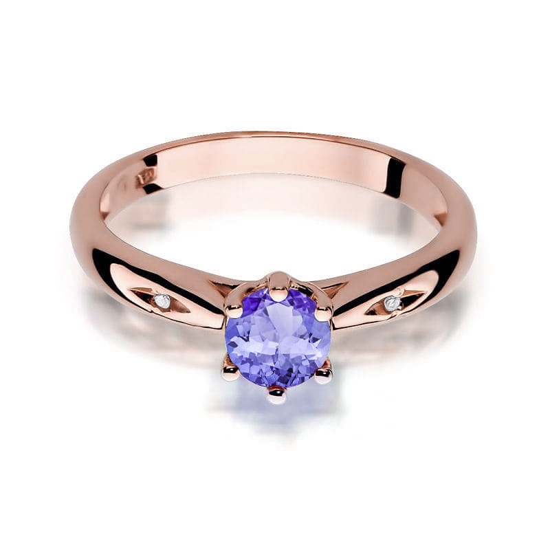 Gold Ring With Tanzanite And Diamonds