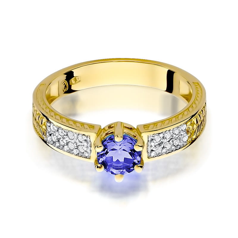 Gold Ring With Tanzanite And Diamonds