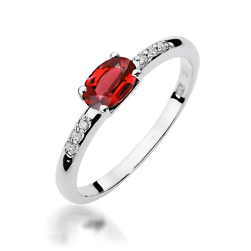 Auksinis Žiedas Su Rubinu Ir Deimantais