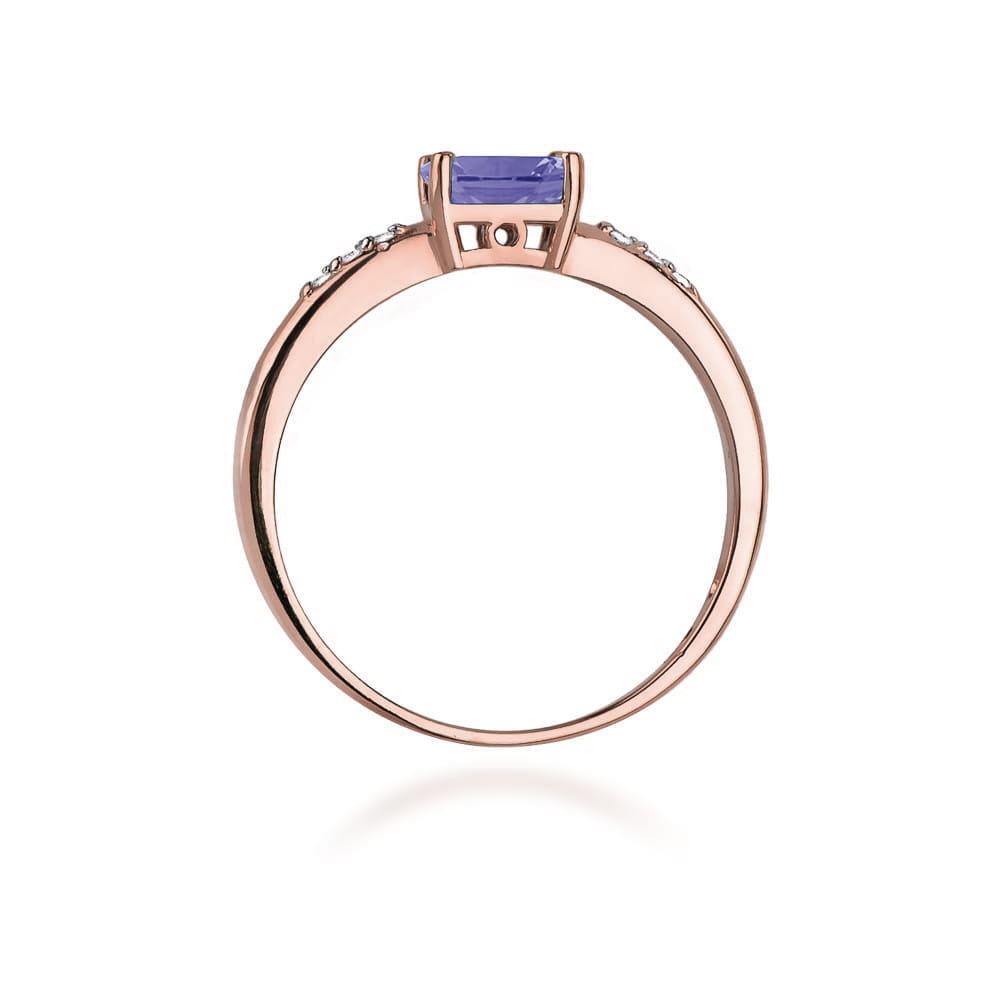 Gold Ring With Tanzanite And Diamonds