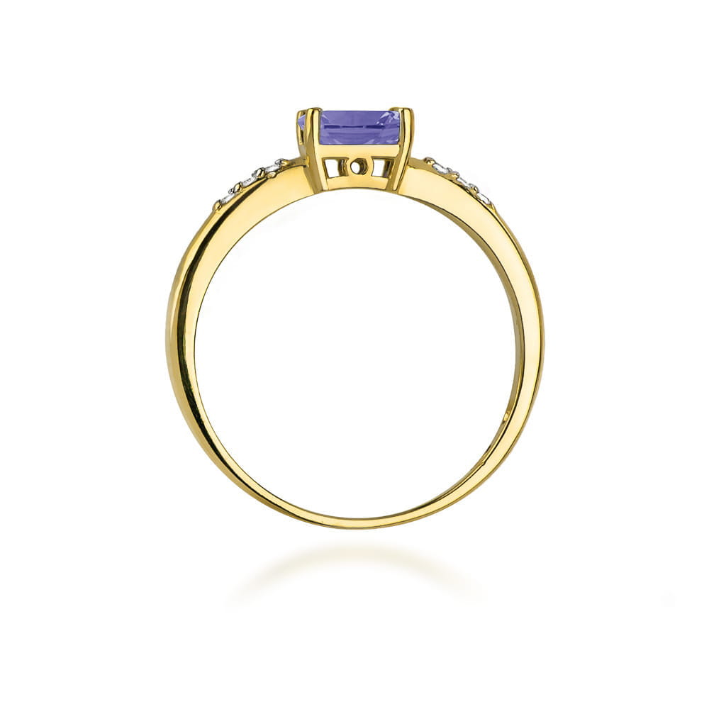 Gold Ring With Tanzanite And Diamonds