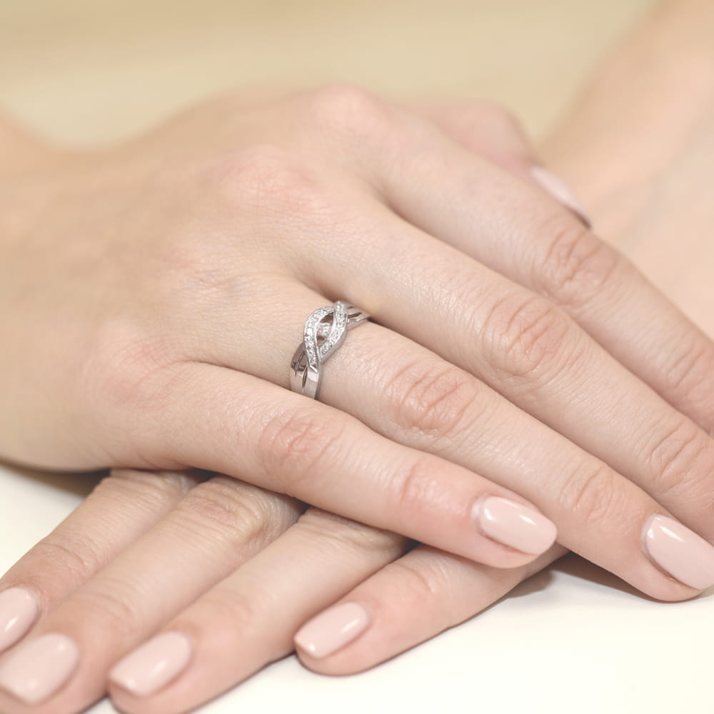 Gold Ring With Diamonds