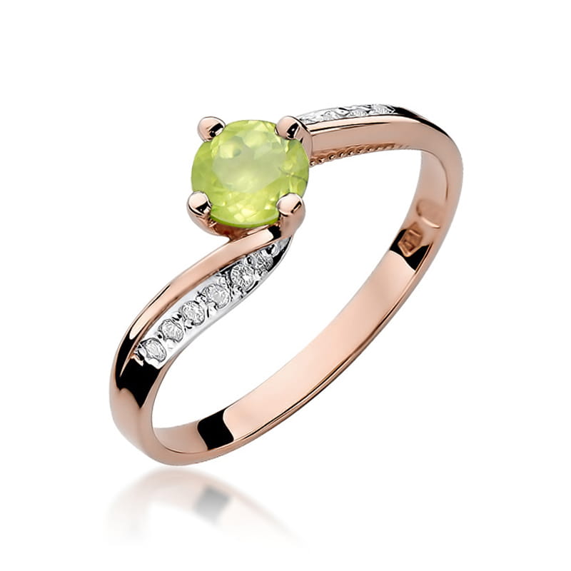 Gold Ring With Peridot And Diamonds