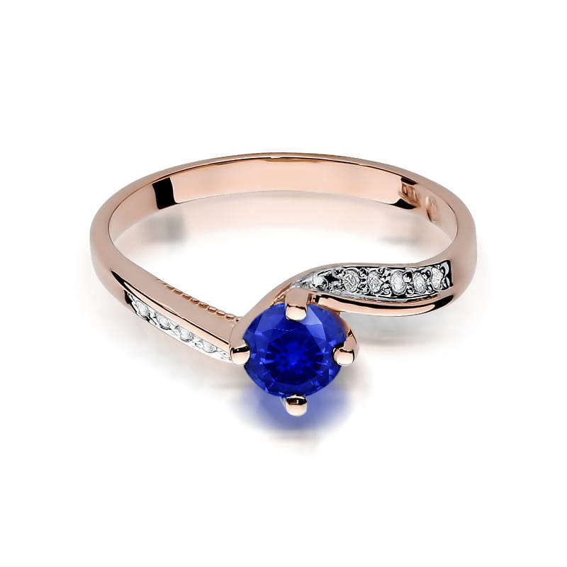 Gold Ring With Sapphire And Diamonds