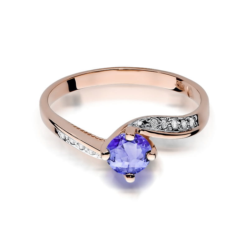 Gold Ring With Tanzanite And Diamonds