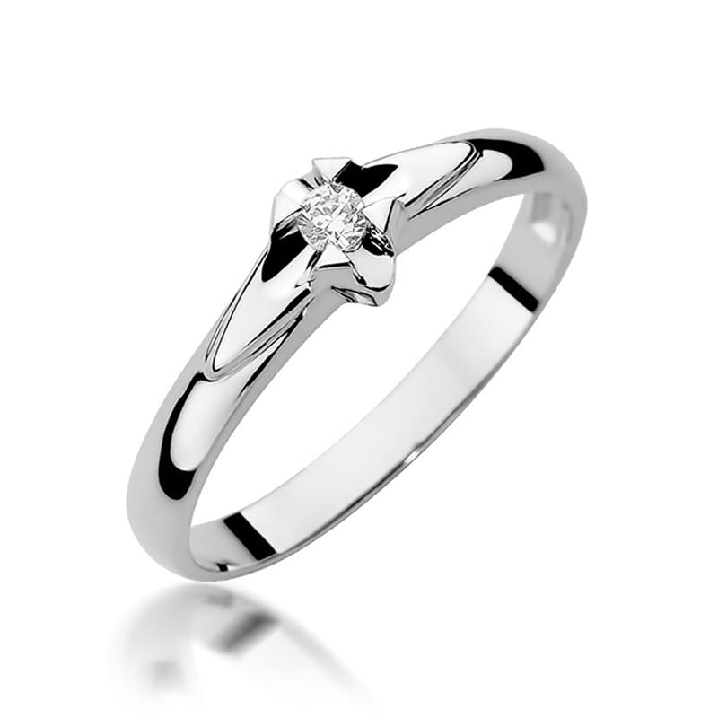 Gold Ring With Diamond