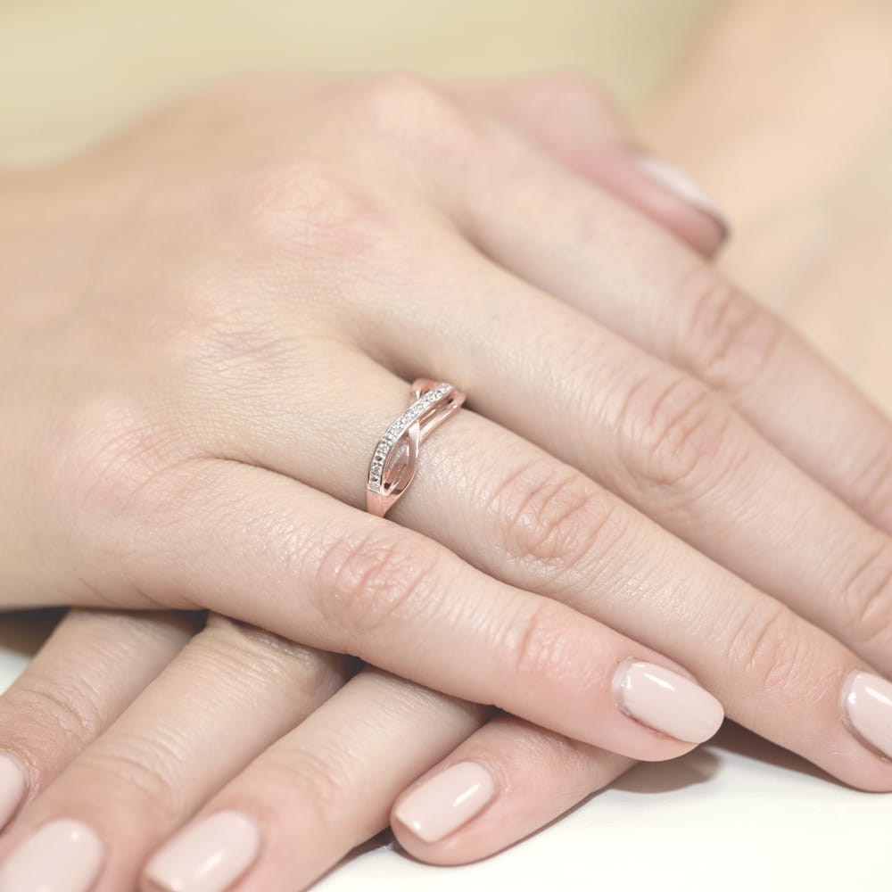 Gold Ring With Diamonds