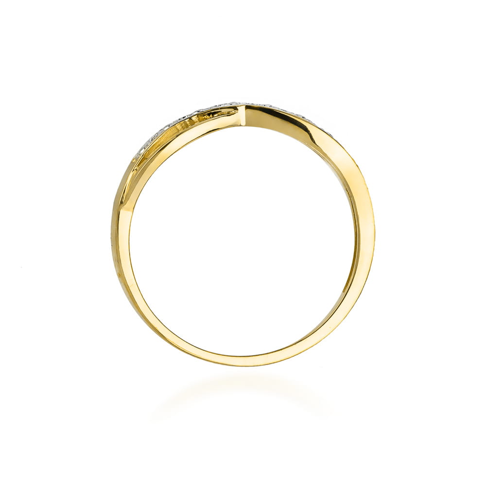 Gold Ring With Diamonds