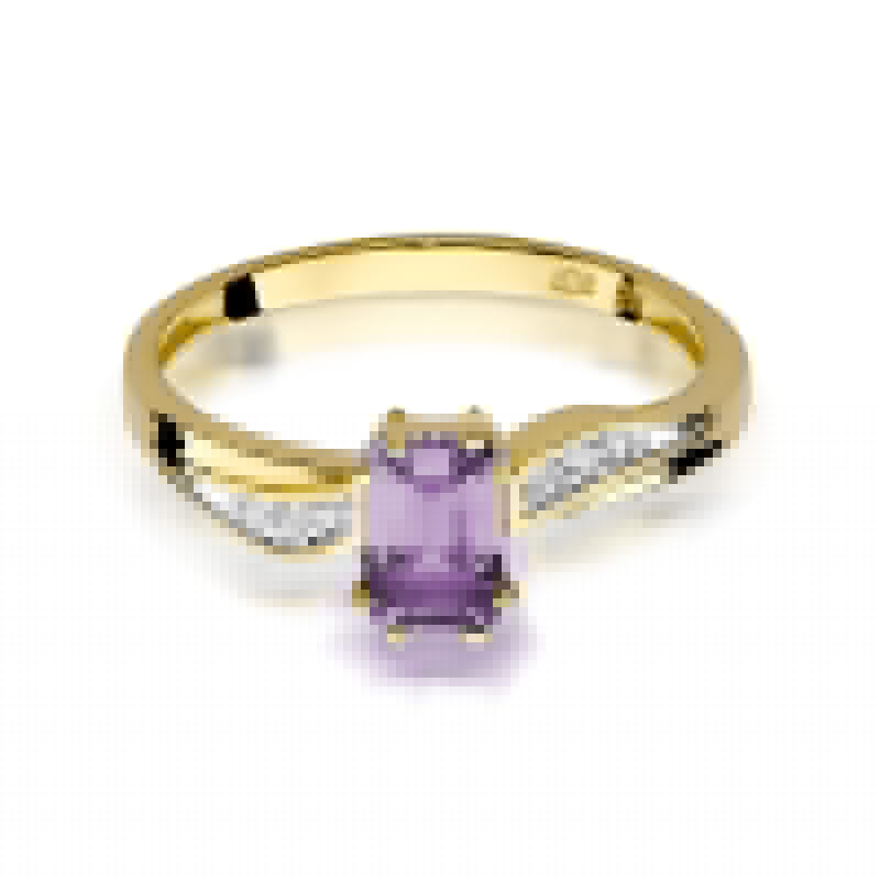 Gold Ring With Amethyst And Diamonds