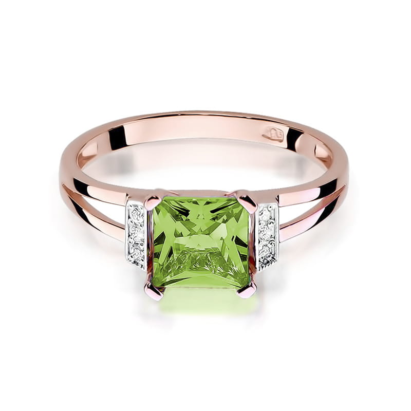 Gold Ring With Peridot And Diamonds