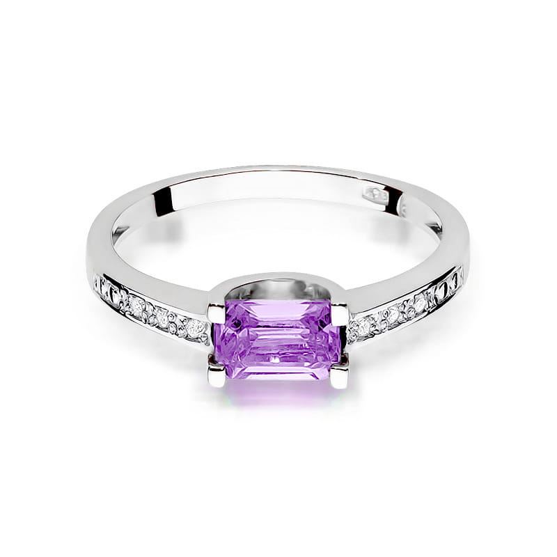 Auksinis Žiedas Su Ametistu Ir Deimantais