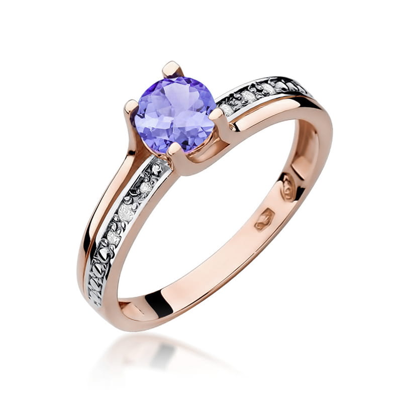 Gold Ring With Tanzanite And Diamonds