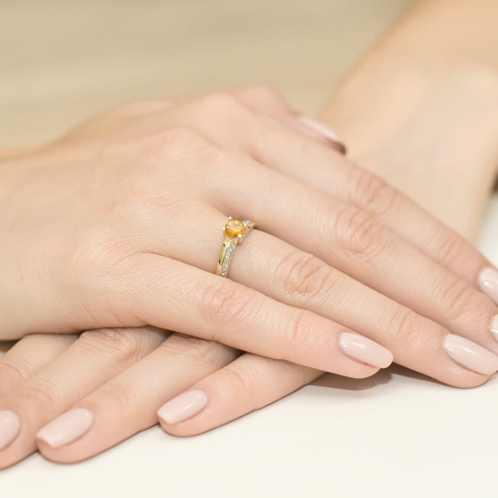 Gold Ring With Citrine And Diamonds