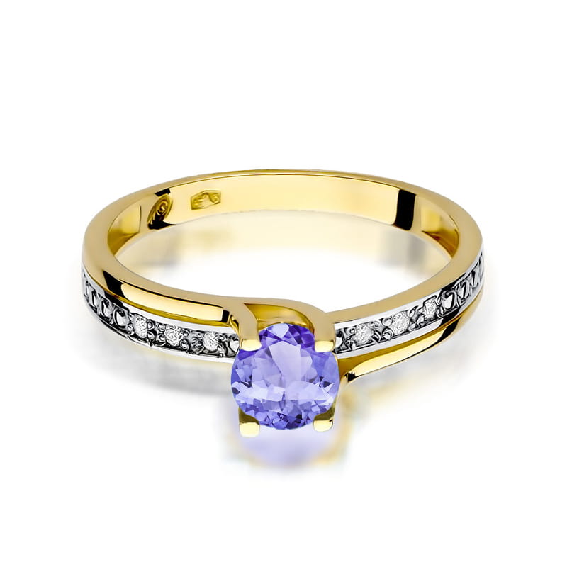 Gold Ring With Tanzanite And Diamonds