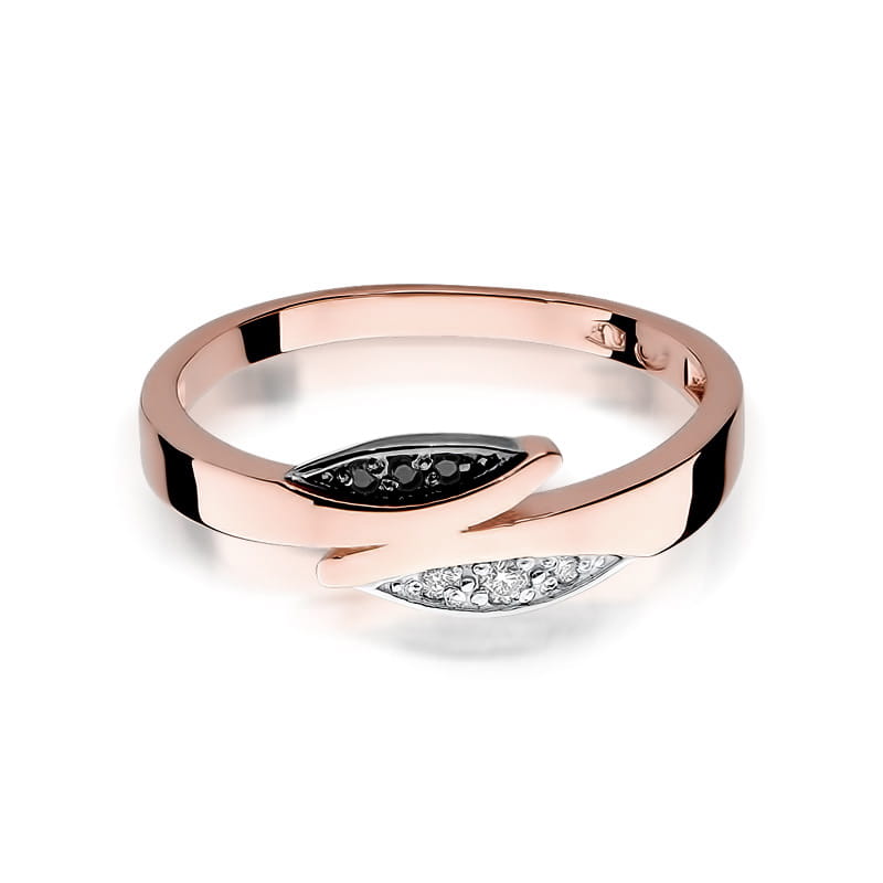 Gold Ring With Black And White Diamonds