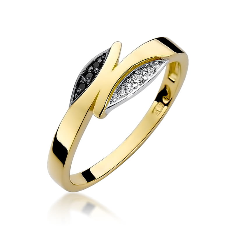 Gold Ring With Black And White Diamonds