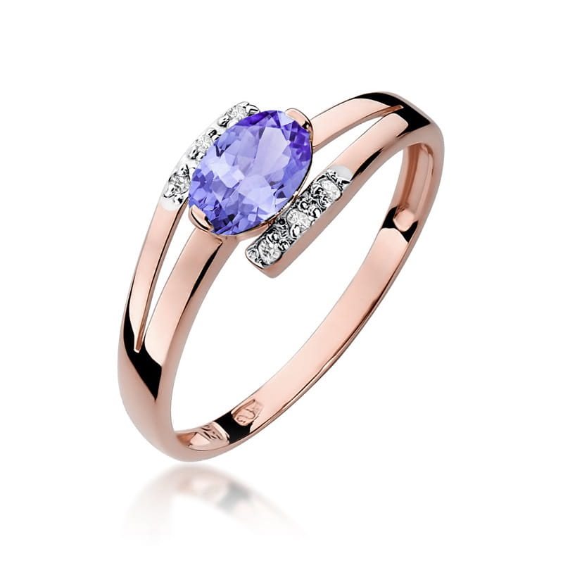 Gold Ring With Tanzanite And Diamonds