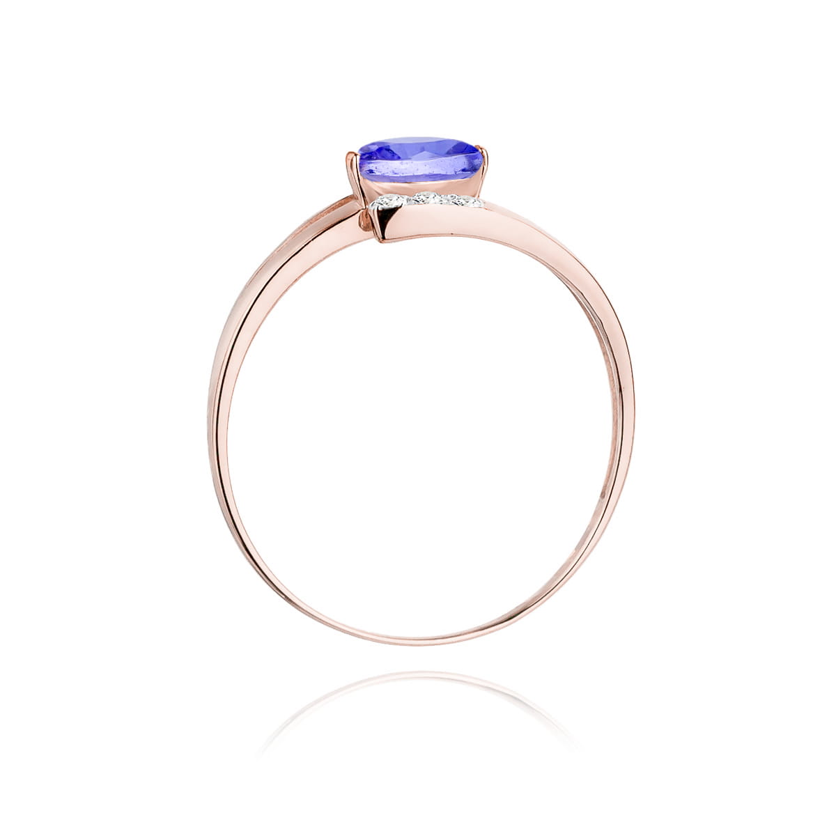 Gold Ring With Tanzanite And Diamonds