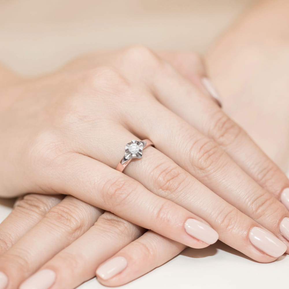 Gold Ring With Diamond