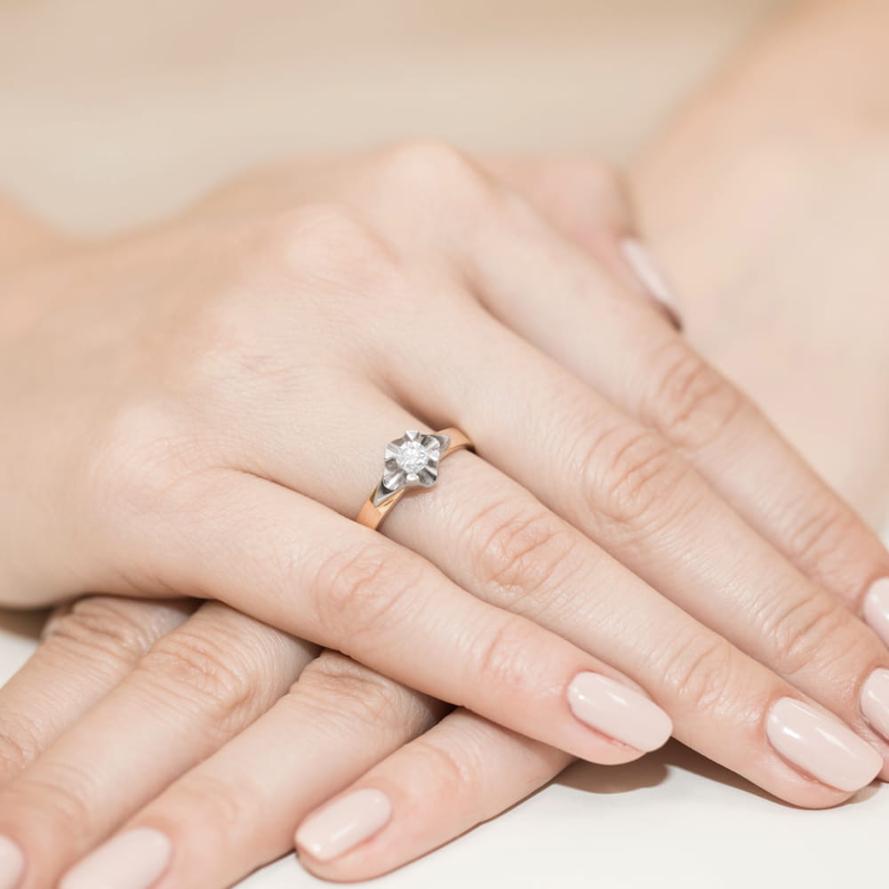 Gold Ring With Diamond