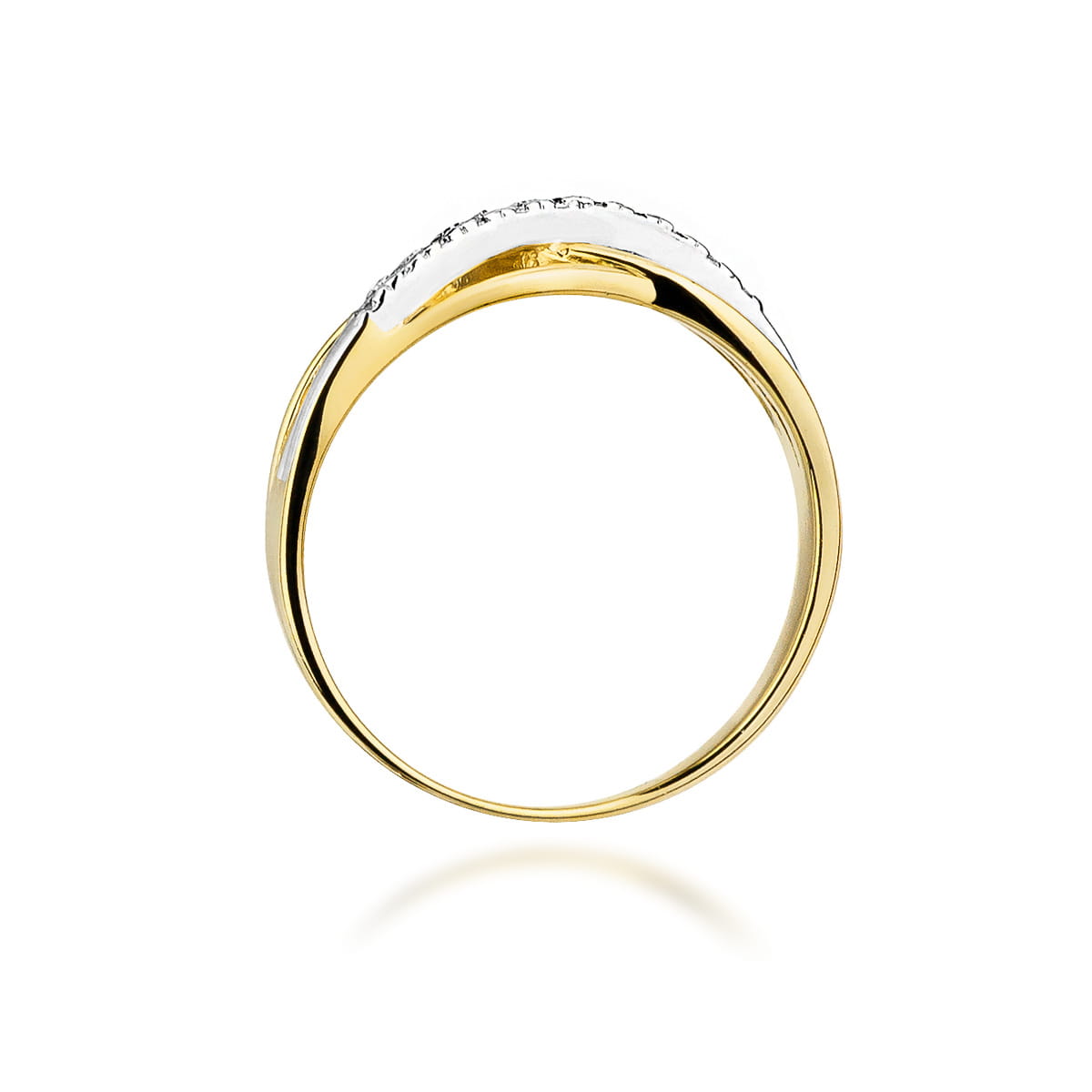 Gold Ring With Diamonds