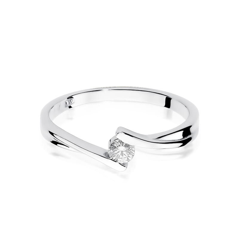 Auksinis Žiedas Su Deimantu