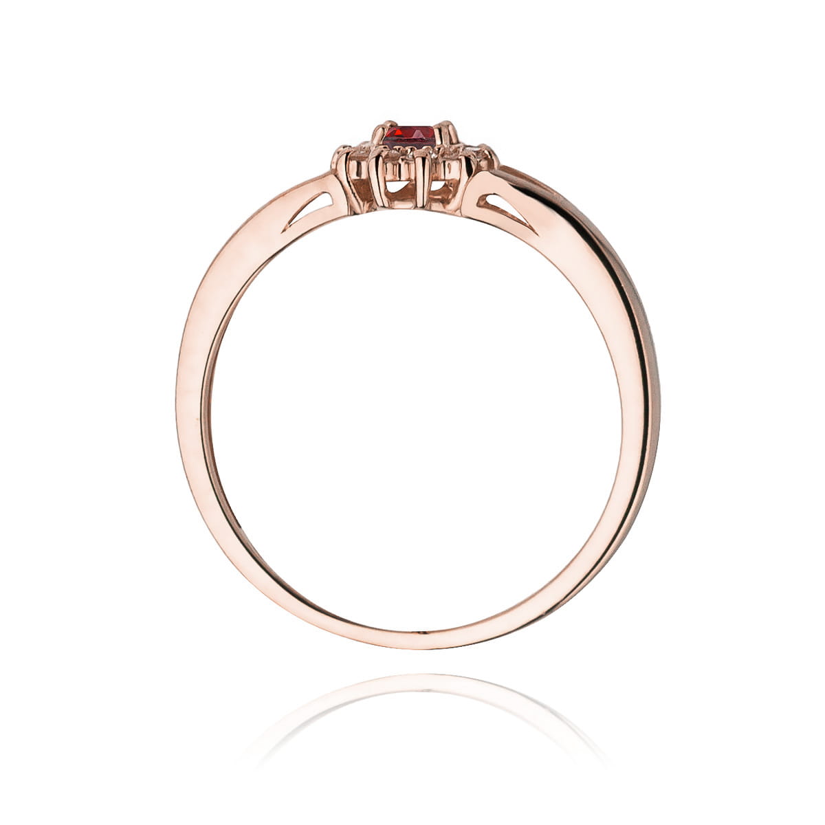 Gold Ring With Ruby And Diamonds