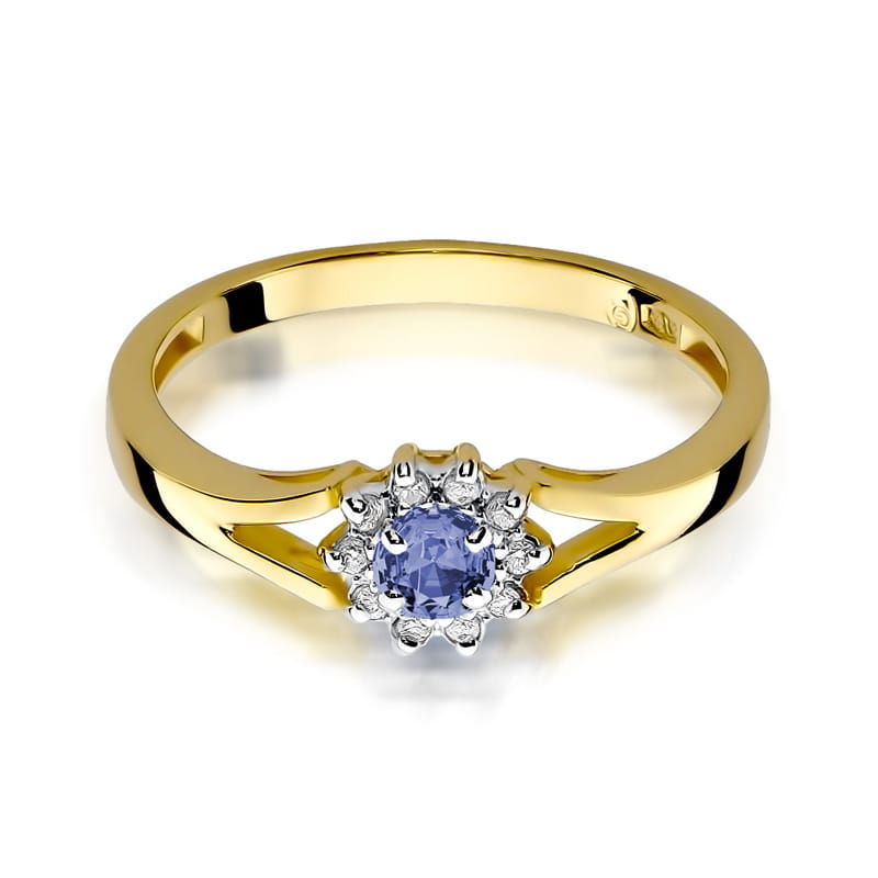Gold Ring With Tanzanite And Diamonds