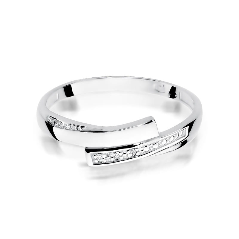 Gold Ring With Diamonds