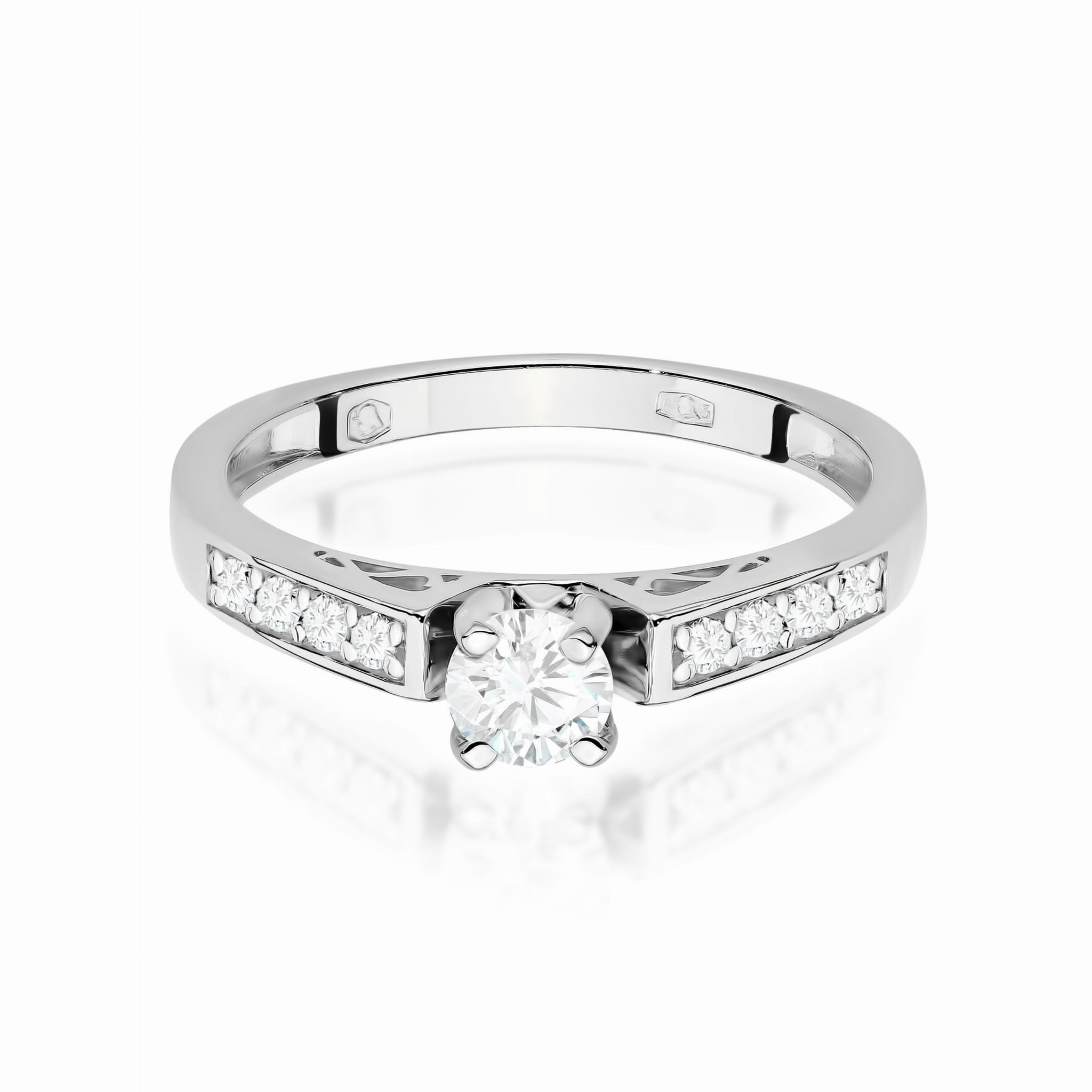 Auksinis Žiedas Su Deimantais