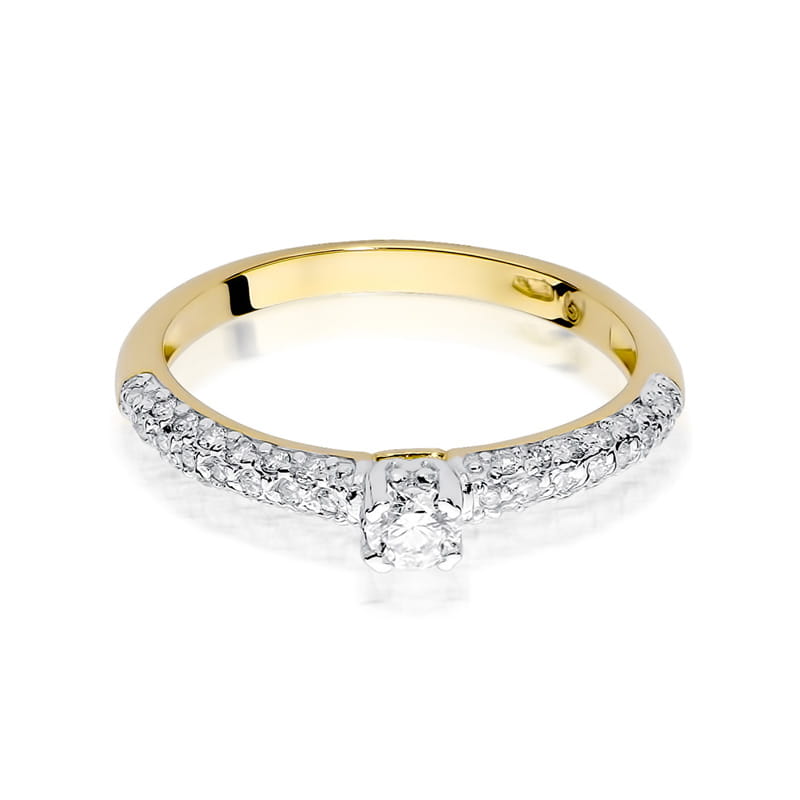 Gold Ring With Diamonds