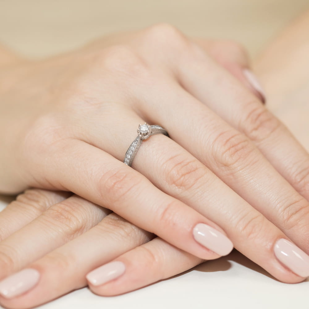 Gold Ring With Diamonds