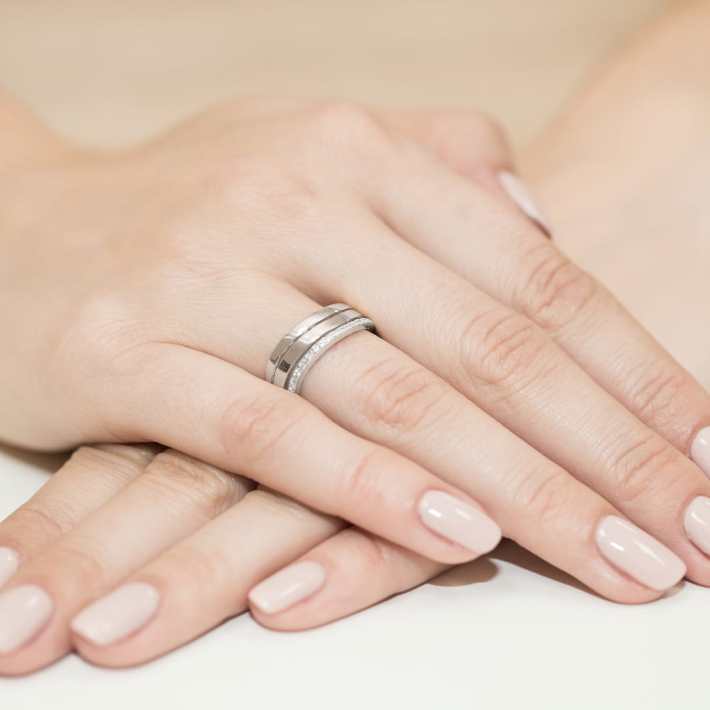 Gold Ring With Diamonds