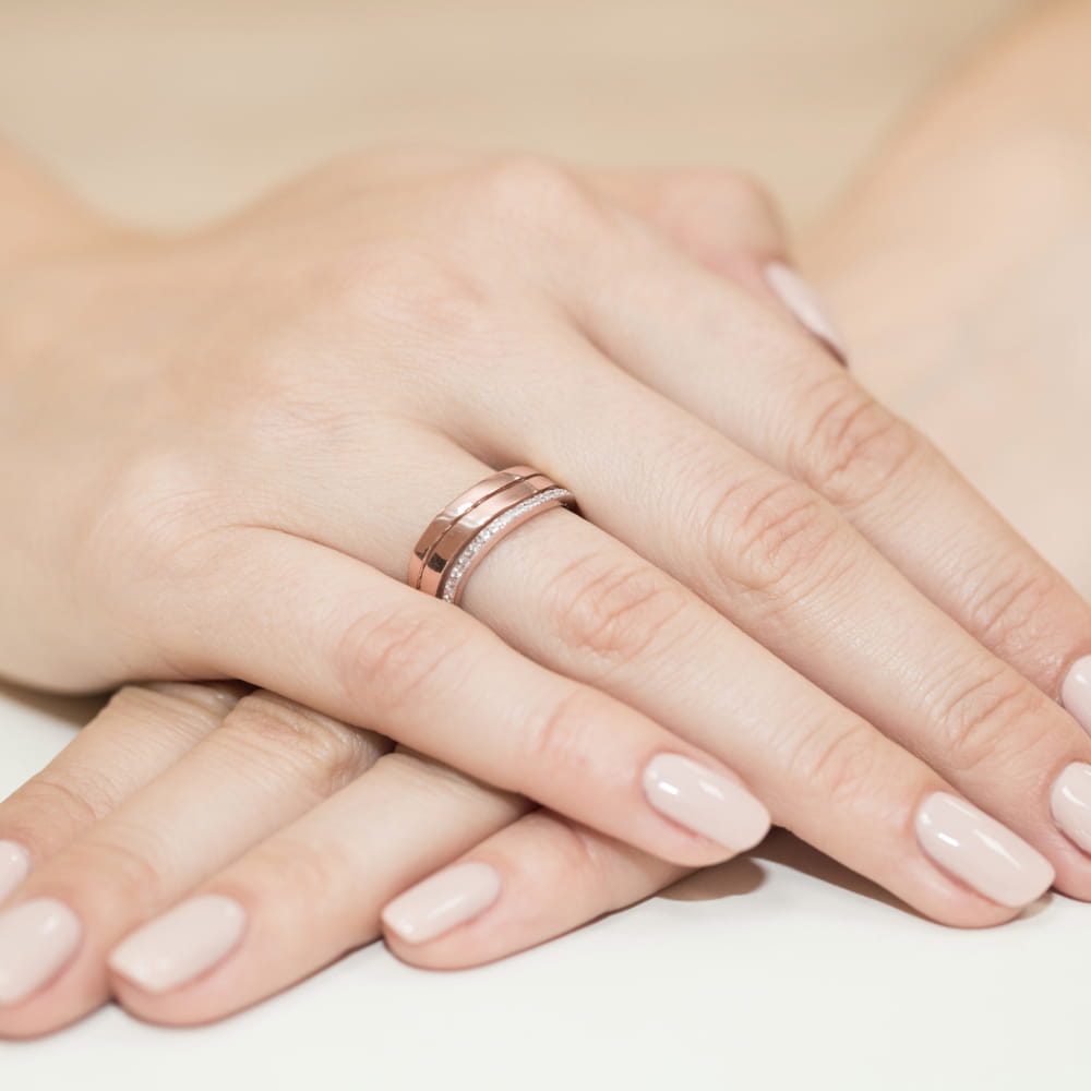 Gold Ring With Diamonds