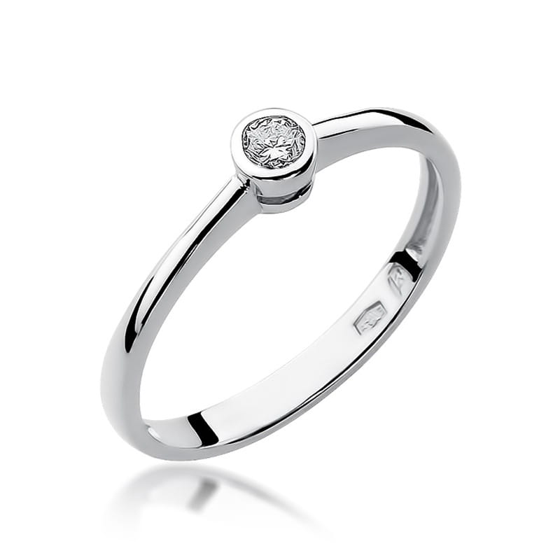 Gold Ring With Diamond